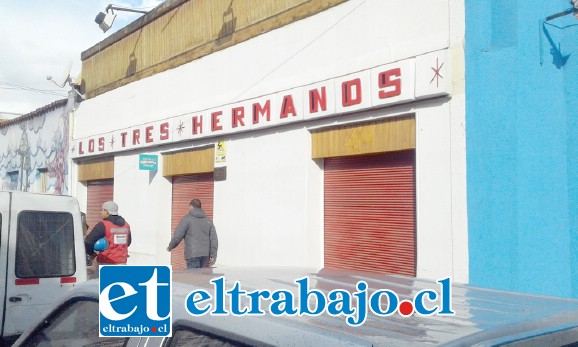 En la conocida tienda ‘Los Tres Hermanos’ trabaja la persona que sufrió el robo de más de un millón de pesos.