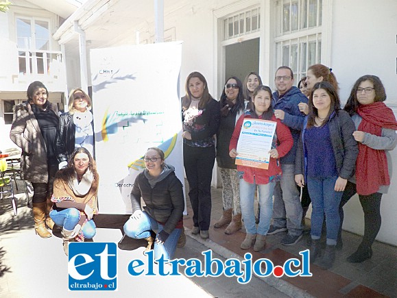 Equipo de profesionales que trabaja en el Programa FAE de San Felipe.