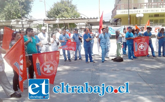 Parte de los trabajadores presentes en la actividad.