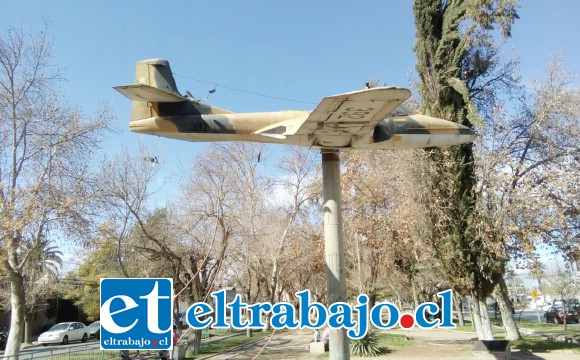 Este es el avión que definitivamente será llevado a la base aérea El Bosque de la FACH, según informó la concejala Patricia Boffa.