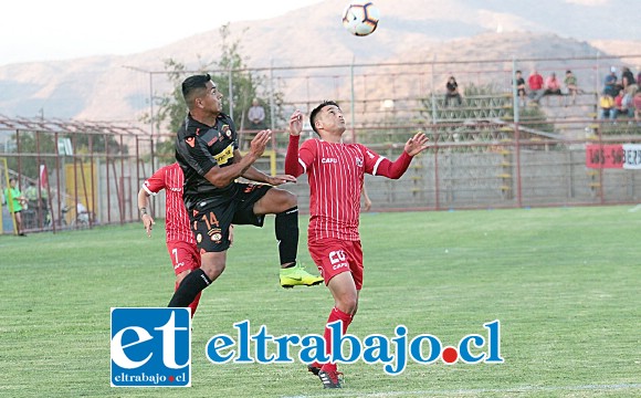 Los sanfelipeños superaron por la cuenta mínima a Cobreloa. (Foto: Jaime Gómez)