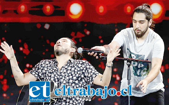 GIGANTES.- Electrizante show ofrecieron Felipe Avello y Danilo Carrasco, Viña los premió, esto hay que repetirlo.