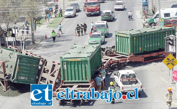 El tren metalero que transportaba concentrado de cobre hacia Ventanas descarriló el pasado 3 de febrero en el sector del puente El Rey en San Felipe.