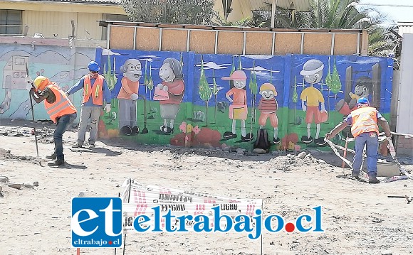 La plazoleta era un sitio eriazo y se transformará en un espacio recreativo con áreas verdes, iluminación ornamental, un sendero peatonal en hormigón, juegos infantiles, incluyendo uno inclusivo.