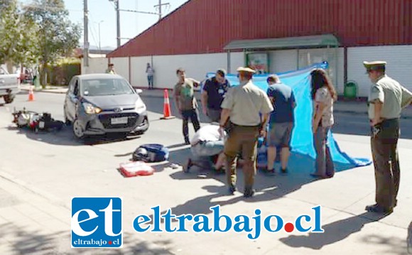 El accidente se produjo en horas de la tarde de ayer en calle Irarrázaval de la comuna de Santa María. (Fotografía: Emergencia Santa María).