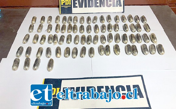 Más de un kilo de pasta base de cocaína dosificada en 78 ovoides mantenía dentro de su estómago un sujeto de nacionalidad boliviana, quien fue detenido por la Policía de Investigaciones en el Peaje Las Vegas de Llay Llay.