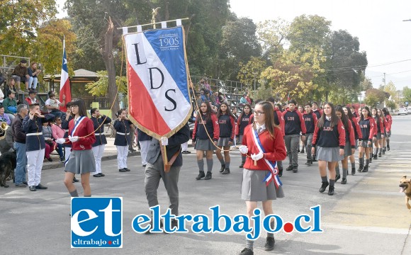 La comunidad educativa rindió Homenaje a Carabineros de Santa María en sus 92 años de vida institucional.