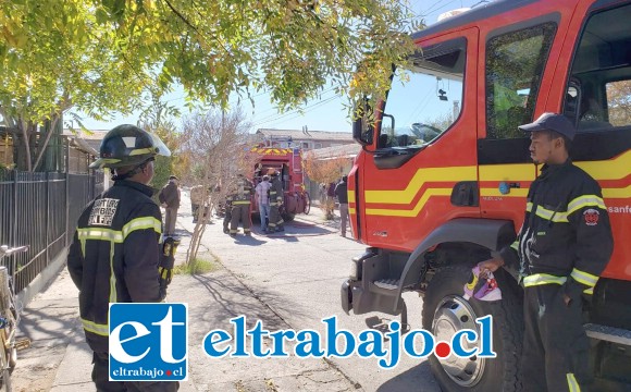 El fuego se originó pasado el mediodía de ayer martes.