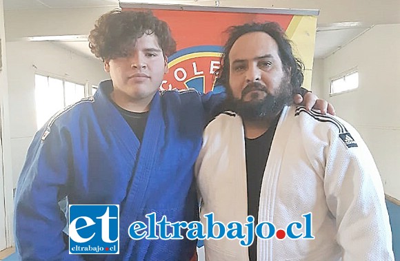 La joven promesa del Judo aconcagüino junto a su técnico Jorge Leiva.