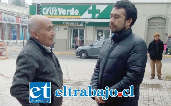 Boris Aedo (derecha) junto a Jorge ‘Expreso’ Estay, corredor sénior que está interesado en participar de la UA.