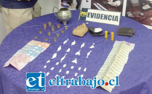 Personal de la Bicrim de la Policía de Investigaciones de San Felipe incautó diversas cantidades de drogas, dinero en efectivo y dos municiones desde el domicilio de los entonces imputados en la Villa Gabriela Mistral de Catemu.