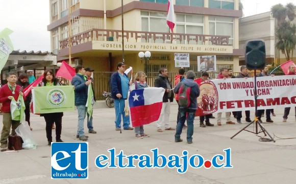 Acá los dirigentes de distintas organizaciones presentes durante el ‘Banderazo’.