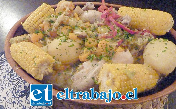 DÍA DE LAS CAZUELALas mejores cazuelas estarán bien calientitas servidas para todo aquel que llegue a pedir su plato. (Referencial)