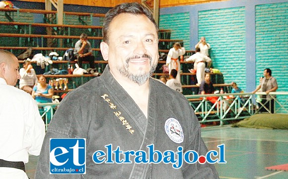 El Maestro (8º Dan) Oscar ‘Toti’ Contreras es el organizador de la Copa de la Hermandad.