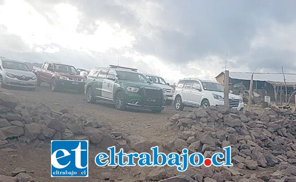 La tarde de ayer lunes, personal de Carabineros de Putaendo se constituyó hasta una quebrada del cerro El Llano de esa comuna, tras el hallazgo de un cadáver.