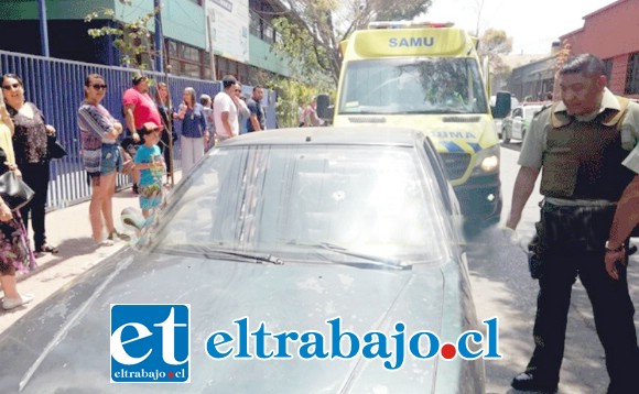 Al carabinero no le quedó más remedio que hacer uso de su arma de servicio y disparó a través del parabrisas, hiriendo al conductor en una pierna. (Foto losandesonline.cl)