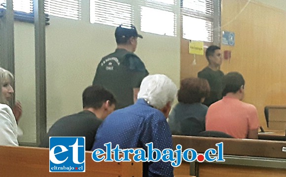 Los imputados en la audiencia de formalización quedaron en prisión preventiva, presentando una apelación en el caso de la imputada, la cual fue rechazada.