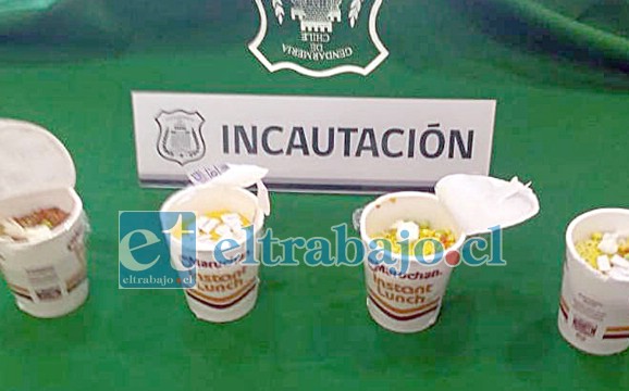 Personal de Gendarmería incautó cuatro envases de sopa instantánea de una conocida marca, en cuyo interior se encontraba droga.