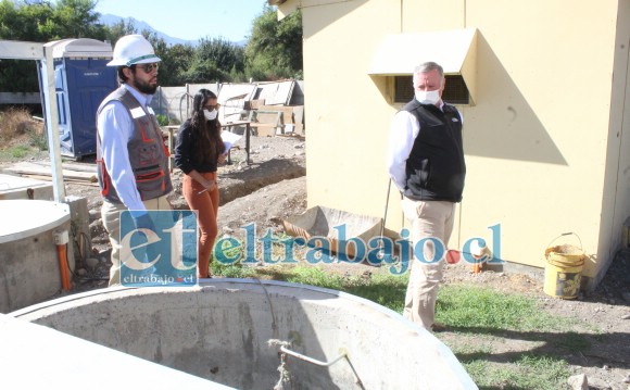 Las obras fueron inspeccionadas por el alcalde Luis Pradenas en compañía de la directora de Obras, Lorena Olguín, quien pudo recabar detalles de la ejecución del proyecto.