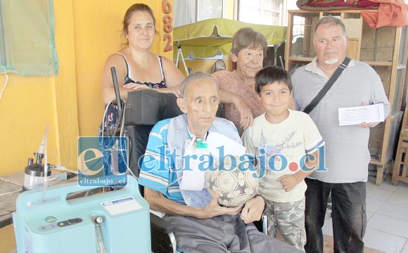 ‘El Flaco Veas’ posando para nuestro medio durante su enfermedad.