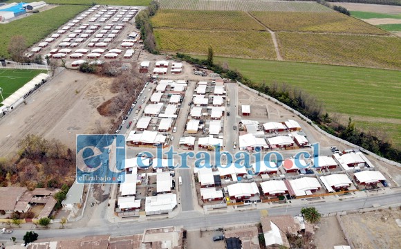 TREMENDO PROYECTO.- Esta vista aérea nos muestra lo amplio de este proyecto habitacional en el centro de Santa María, son 153 familias las que pronto recibirán sus casas.