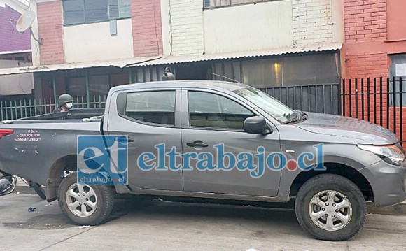 Esta es la camioneta recuperada por personal de la SIP de Carabineros en el sector de Las Cuatro Villas.