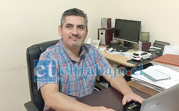 El abogado sanfelipeño Juan Carlos Acuña ocupa altos cargos en la Federación de Básquetbol.