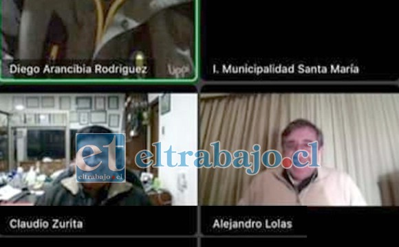 Todos los participantes en la conversación donde se encontró una solución. Diego Arancibia, Humberto Cuevas, Claudio Zurita y Alejandro Lolas hablando por Zoom.