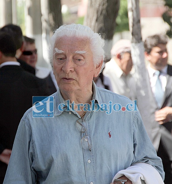 Héctor Orozco cuando participó de la reconstitución de escena. Falleció a los 93 años por Covid-19.