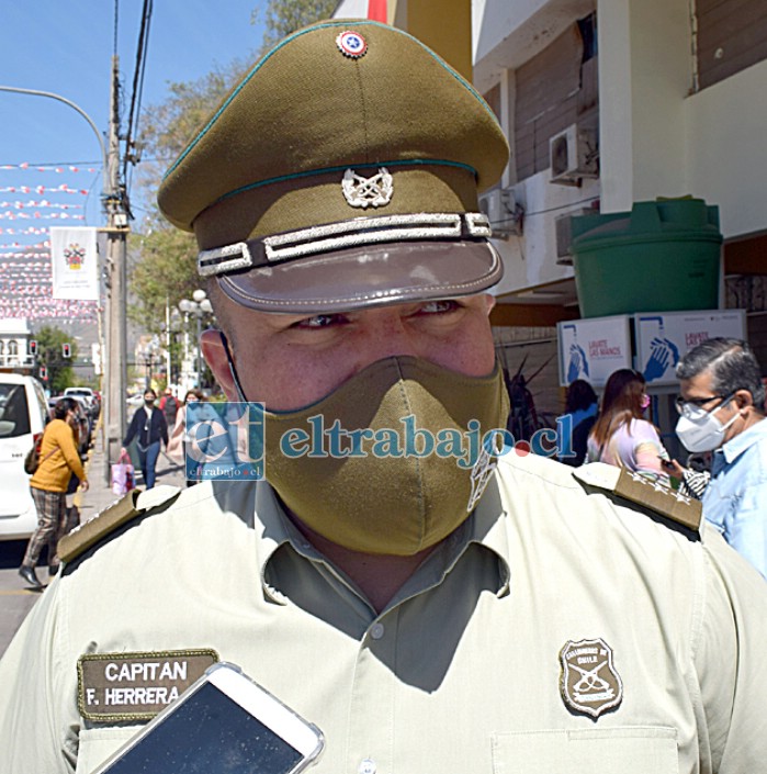 Capitán de Carabineros y subcomisario de los Servicios de la Segunda Comisaría de San Felipe, Franco Herrera Quezada.