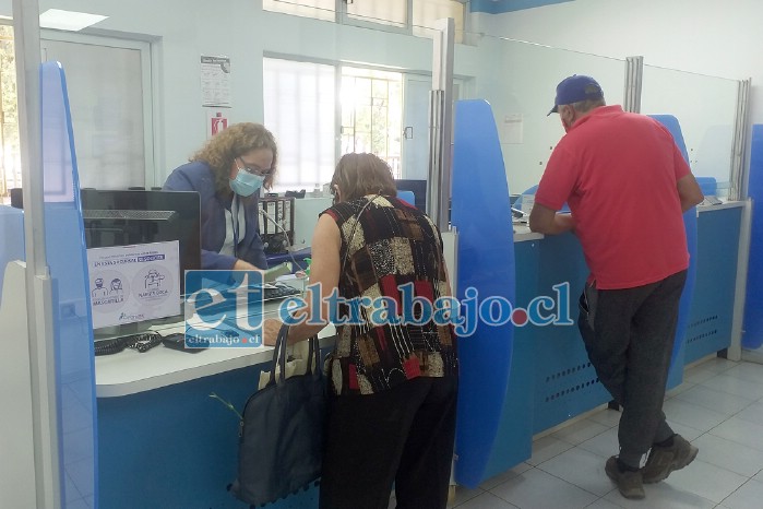 En un 50% se han reducido las filas y tiempos de espera en Fonasa San Felipe con las medidas que se han ido implementando.