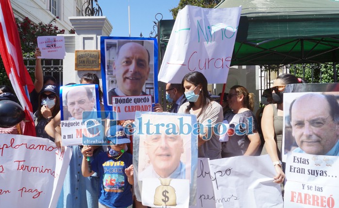 MUCHA PRESIÓN.- Decenas de pancartas en las que cuestionaban el accionar del obispo fueron hechas públicas por los medios más leídos de Aconcagua. (Archivo)