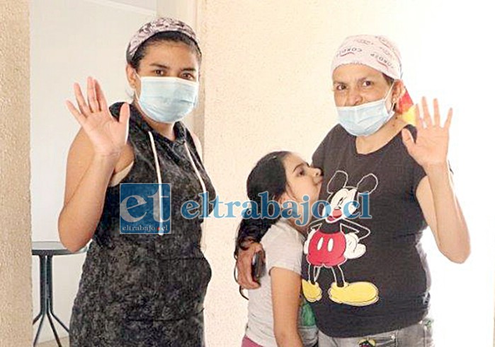 Migdalia es una venezolana con cáncer de mamas terminal, por lo que solo aspira a prolongar lo más posible su vida para poder acompañar a sus dos hijas de 8 y 18 años.