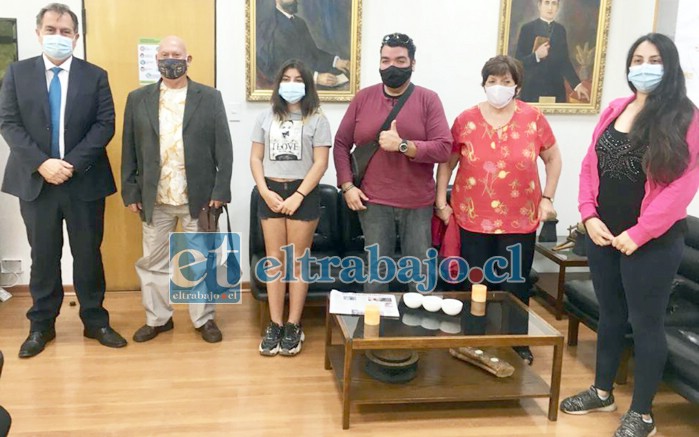 Directiva e integrantes del Club de Artes Marciales ‘Marcela Sabaj’, quedaron bastante satisfechos tras reunirse con el alcalde Christian Beals.