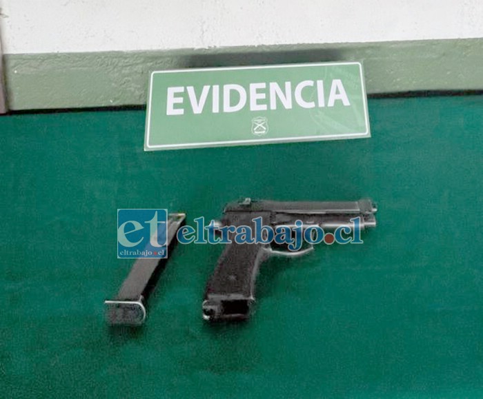 Este es el arma con el que la persona disparó al aire provocando miedo en la comunidad de Putaendo.