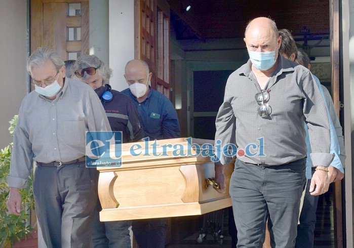 ADIÓS AL PANADERO.- La tarde de este lunes en la Iglesia Andacollo fue despedido don Luis Zúñiga. Sus restos mortales ya descansan en el Cementerio Municipal, en El Almendral.