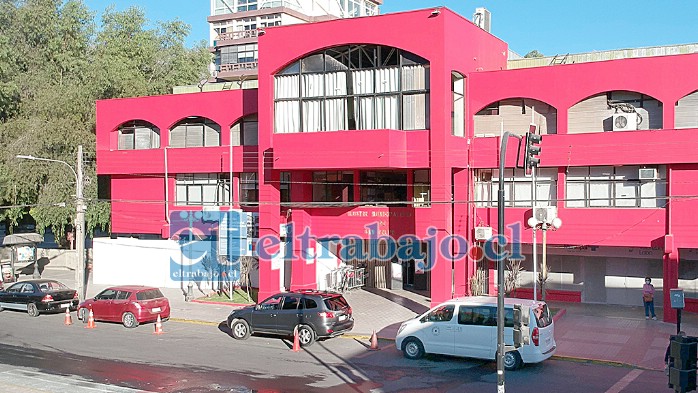 La Municipalidad de San Felipe desvinculó a la funcionaria que presentó un título profesional falso.