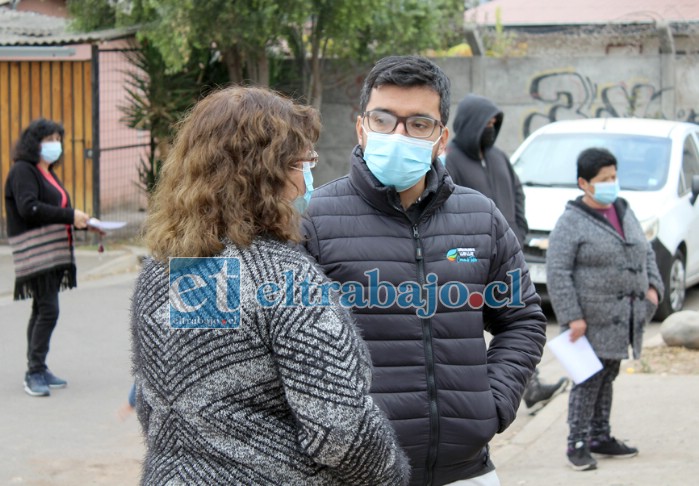 Este martes, el alcalde Edgardo González retomó sus funciones y ya se encuentra en terreno ayudando a los vecinos de distintos puntos de la comuna del viento.