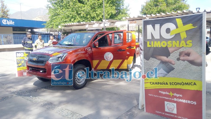 Acá la camioneta de la Comandancia de Bomberos de San Felipe comprada con dinero de los socios cooperadores.