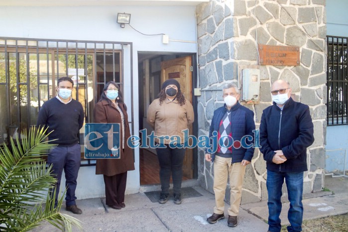 El alcalde Sergio Zamora hizo entrega de una dependencia municipal al Colegio de Profesores de Putaendo, la que será sede del magisterio en la comuna.