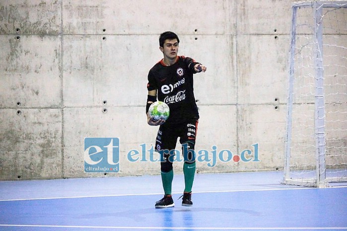 El golero sanfelipeño Benjamín Fuentes será el arquero de la Selección Chilena de Futsal en una gira por Marruecos.