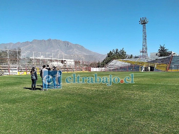 Unión San Felipe y el Municipio local cumplieron con lo exigido y con eso el Municipal podrá recibir hinchas.