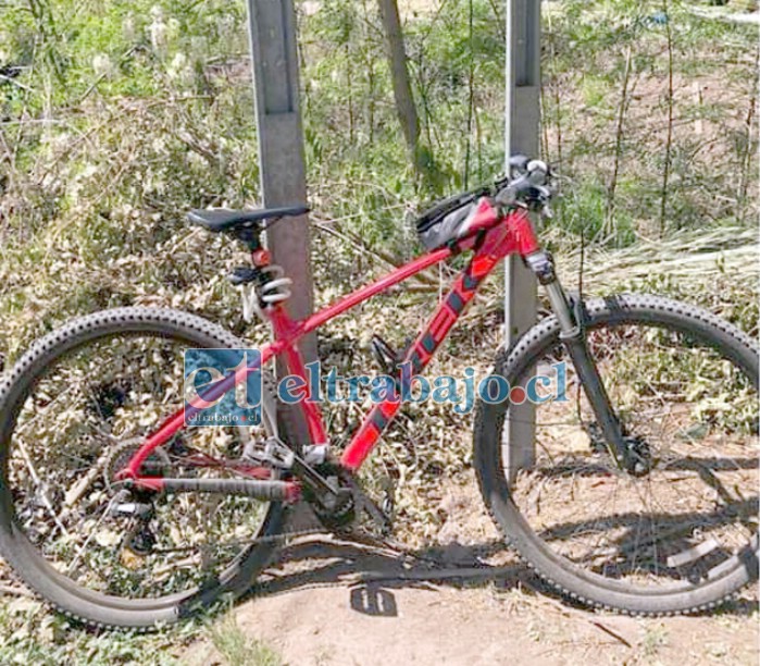 La bicicleta Trek robada fue adquirida en 500 mil pesos, pero su valor actual es de alrededor de 600 a 700 mil pesos.