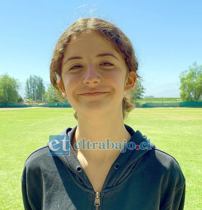Margarita Vicente Abel, con apenas 14 años de edad, ya es admitida en la Selección de Vóleibol de Chile U-14.