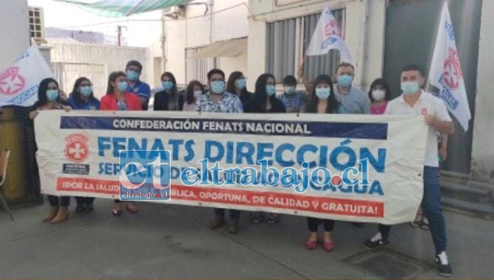 Los trabajadores del Servicio de Salud Aconcagua manifestándose por mejoras salariales.