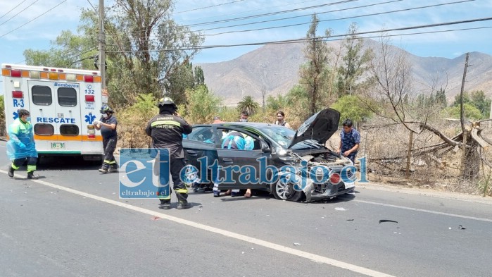 La colisión fue considerada de alta energía, según Bomberos. Afortunadamente ninguno de los heridos fue de gravedad. Imágenes gentileza @emergenciaVcordillera.