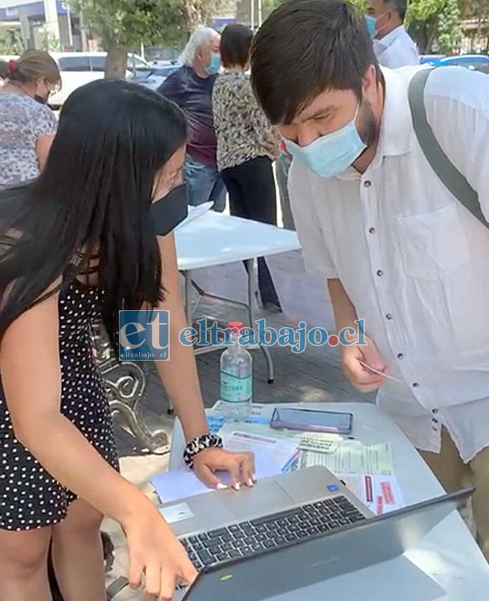 Stand para firmar por la región de Aconcagua estará durante esta jornada en la Plaza de Armas de nuestra ciudad.