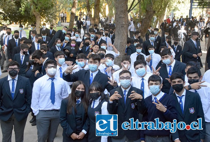 LA JUVENTUD SE IMPONE.- Ellos son la nueva sangre industrialina que regresa a sus clases presenciales tras dos años encerrados en sus casas.