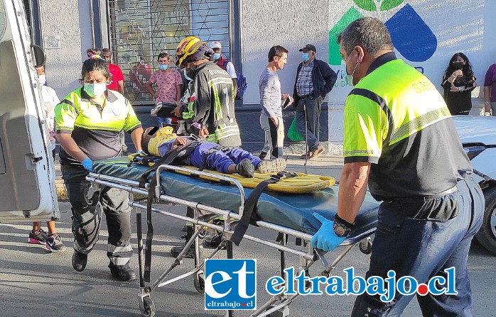 CUELLO LESIONADO.- Este pequeñito resultó lesionado en su cuello tras el choque, sus padres estaban a su lado y lograron tranquilizarlo.