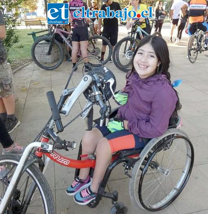 LO LOGRARÁS.- Ella es nuestra regalona deportista, no puede competir en los Juegos Paralímpicos con esta silla, por eso se necesita del apoyo de nuestros lectores y empresarios del valle.